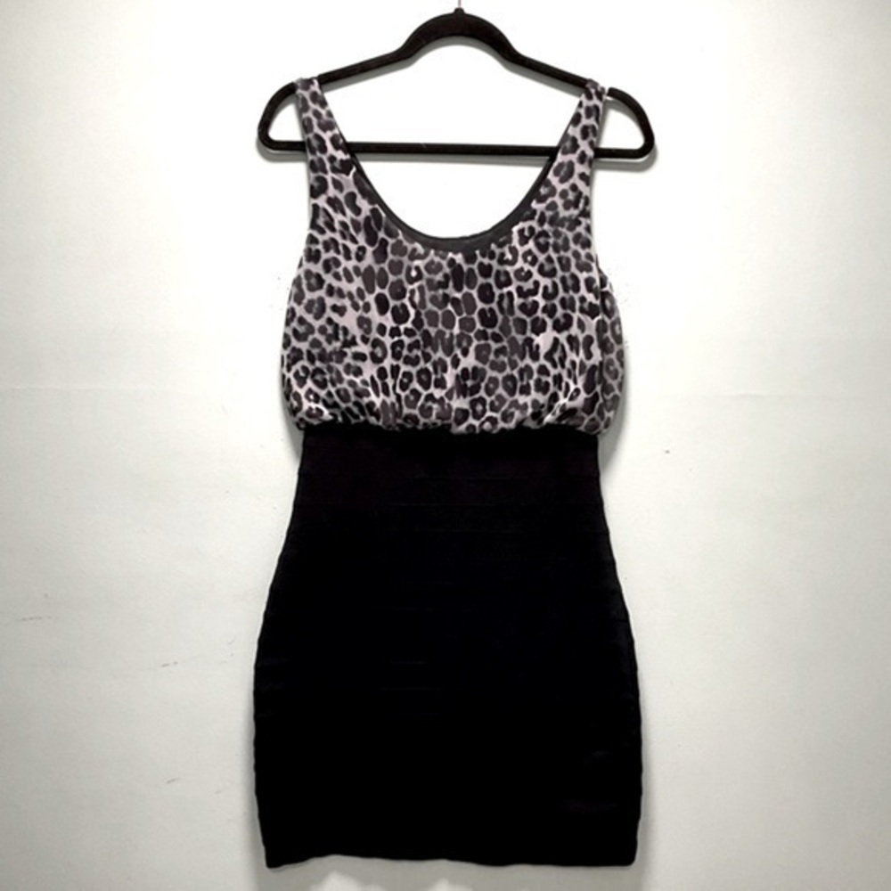 EXPRESS- Gray Leopard Bodycon Dress- Small